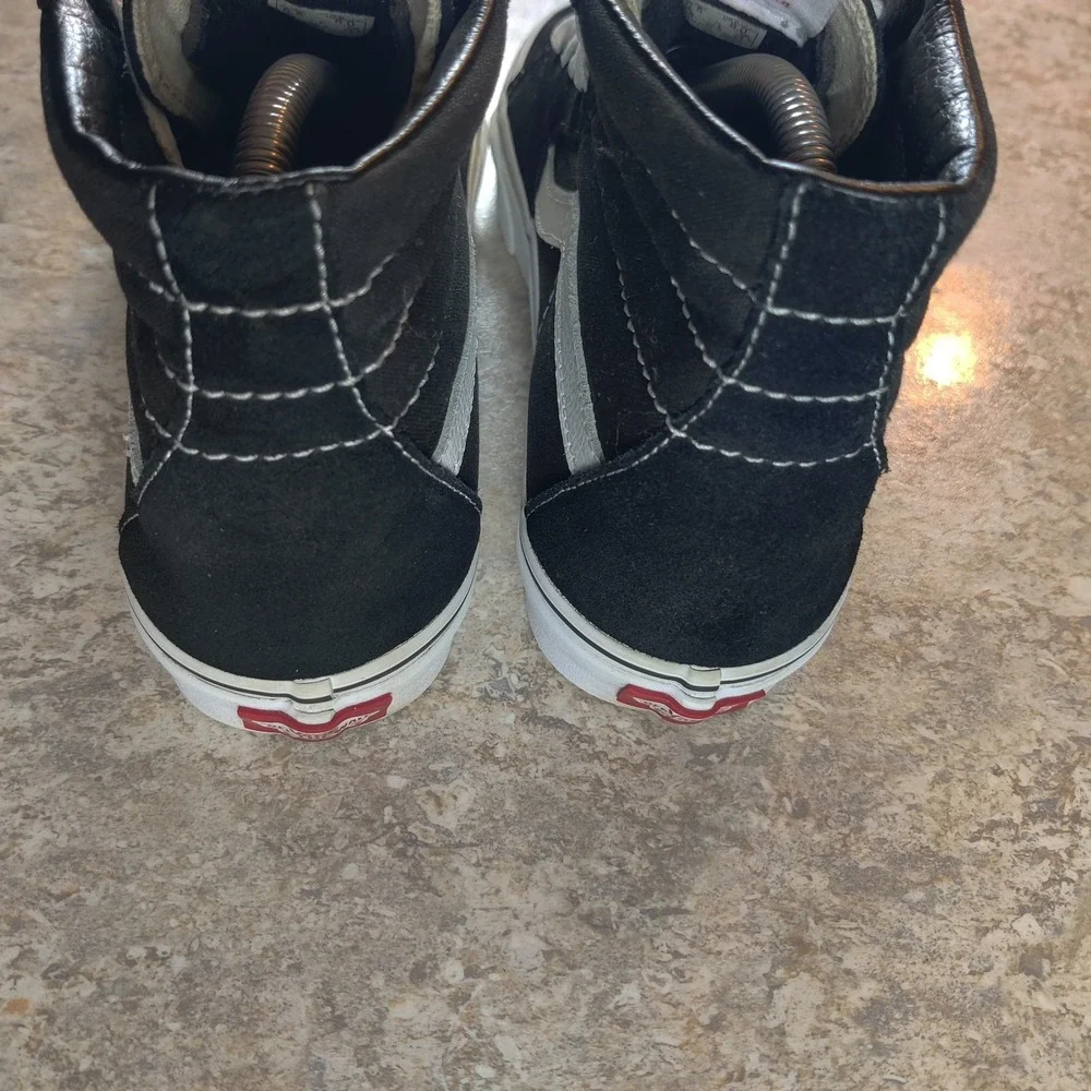 Vans Sk8-Hi Men 6.5 / Women 8 Shoes Black White Suede Skate Hi Top Classic - Picture 6 of 9